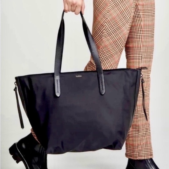 Botkier New York Bond Black Tote Bag  NWOT - Picture 6 of 7